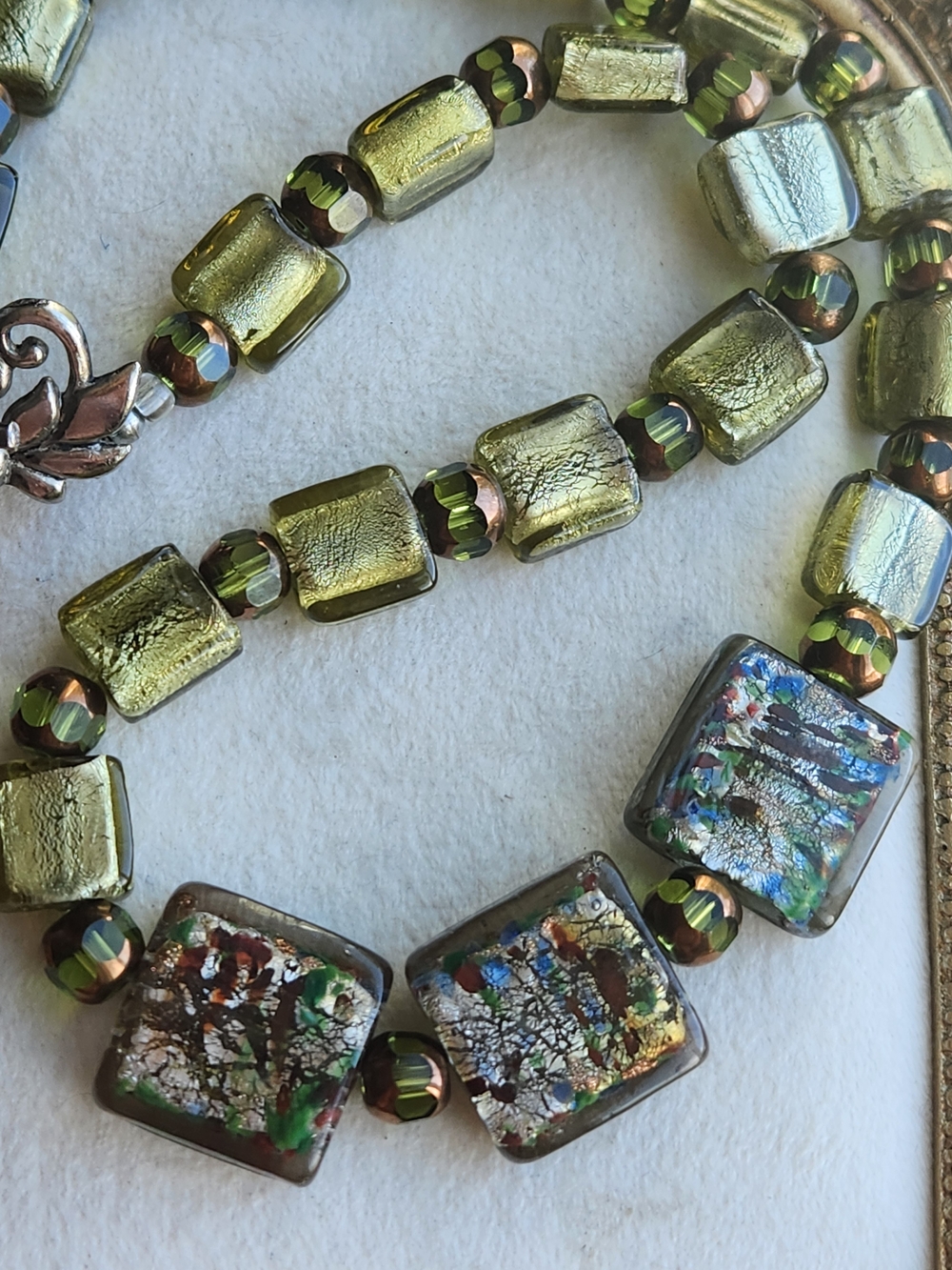 Artisan VTG Gold Foil Lampwork Glass Statement Necklace Green Murano Dichroic